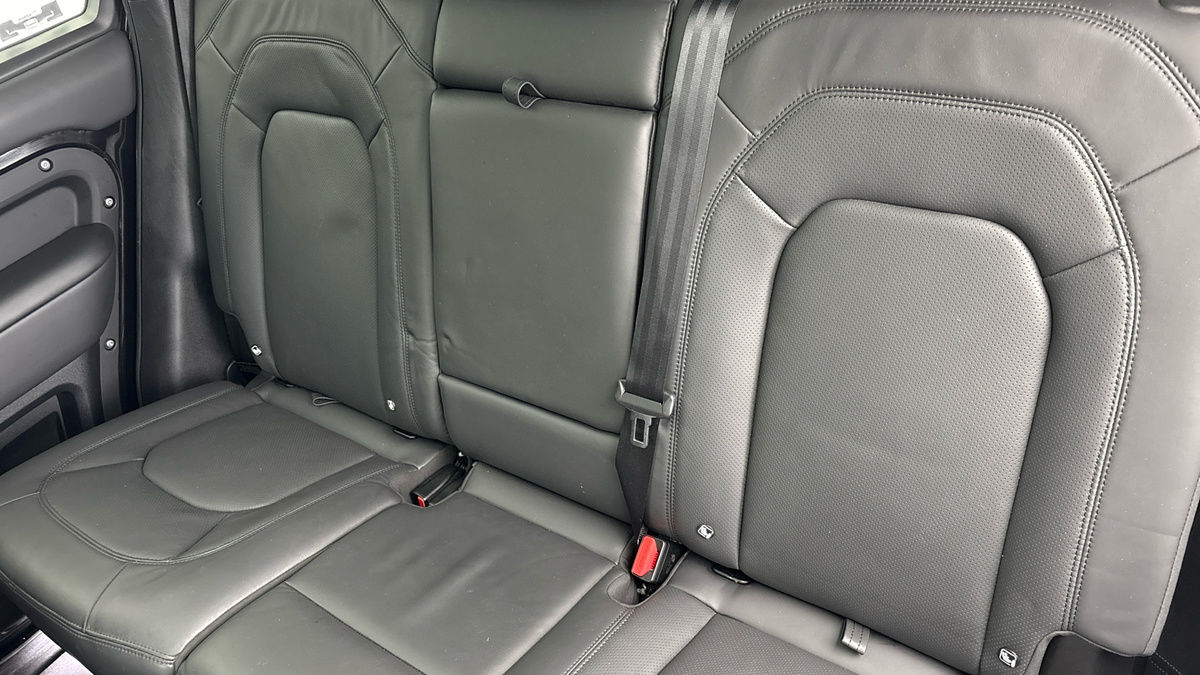 Used Land Rover Defender 110 2024 for sale - 76334539: Photo 14