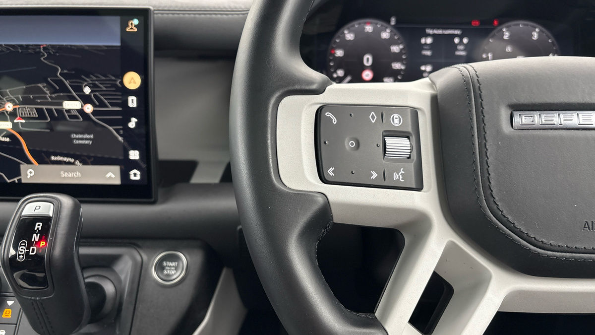 Used Land Rover Defender 110 2024 for sale - 76334539: Photo 19