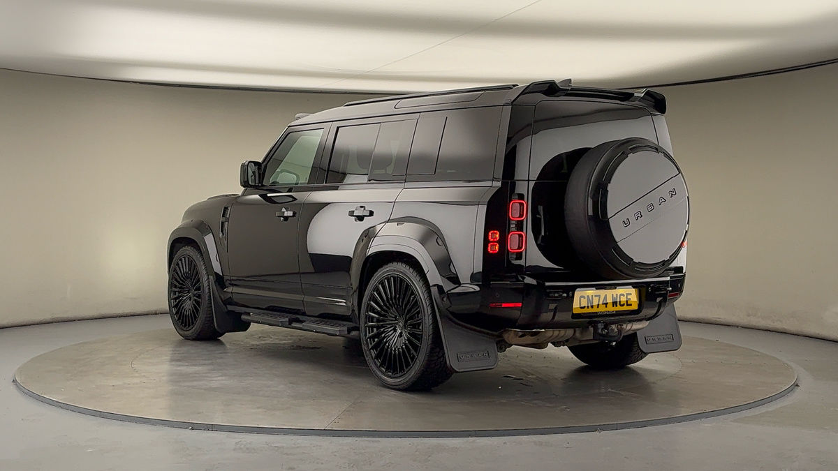 Used Land Rover Defender 110 2024 for sale - 76334539: Photo 4