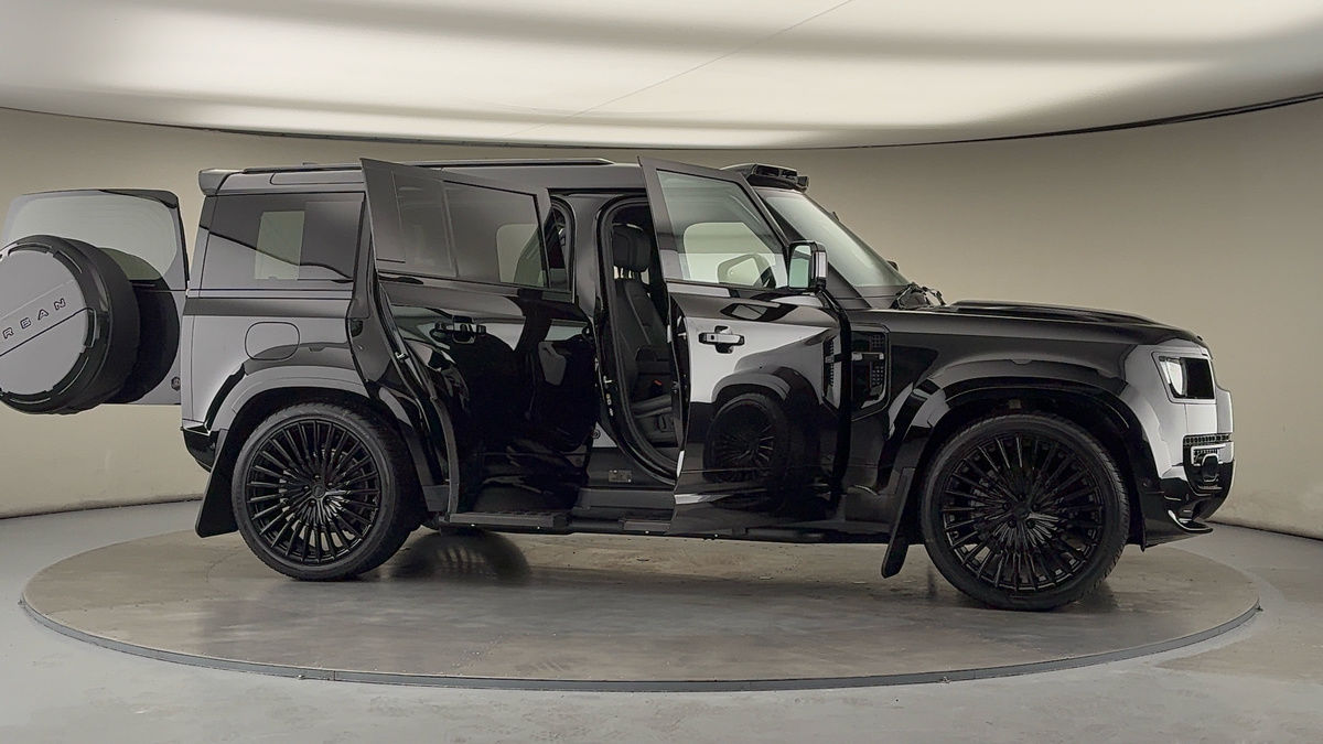 Used Land Rover Defender 110 2024 for sale - 76334539: Photo 65