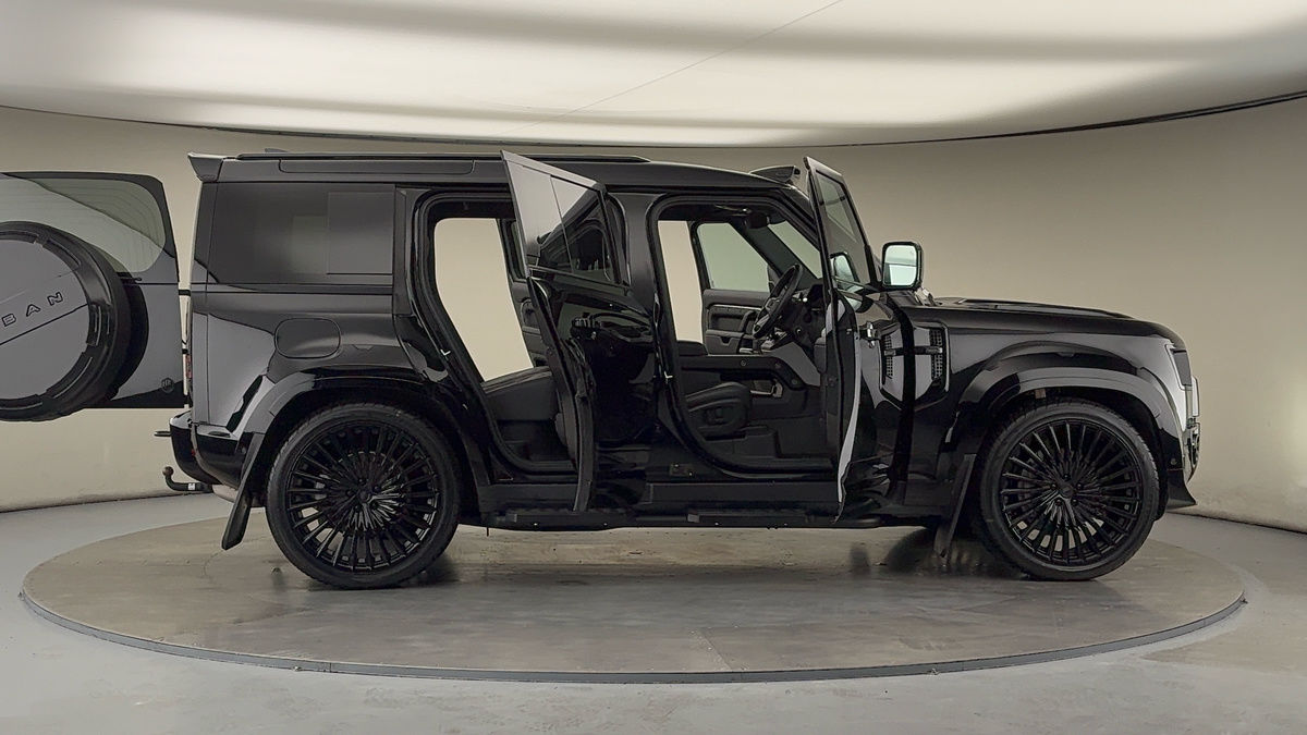 Used Land Rover Defender 110 2024 for sale - 76334539: Photo 66