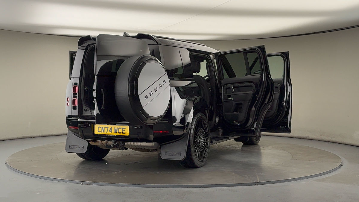 Used Land Rover Defender 110 2024 for sale - 76334539: Photo 69