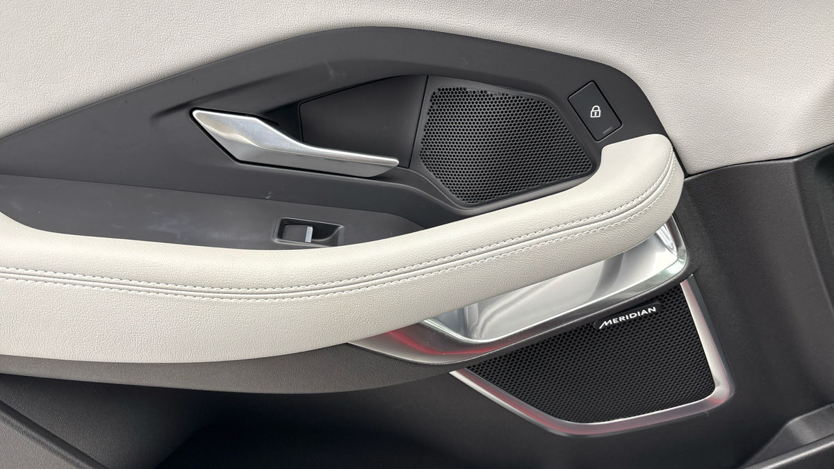 Used Jaguar E-Pace 2024 for sale - 77288810: Photo 19