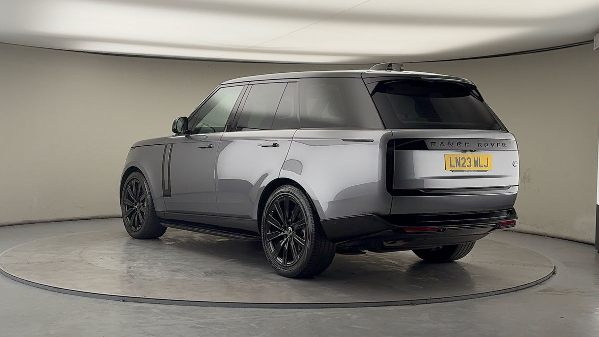 Used Land Rover Range Rover 2023 for sale - 77668173: Photo 2
