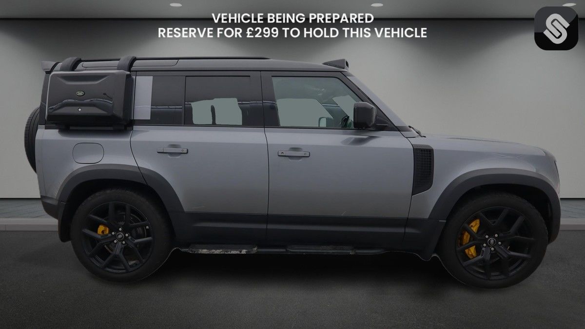 Used Land Rover Defender 2021 for sale - 77521777: Photo 5