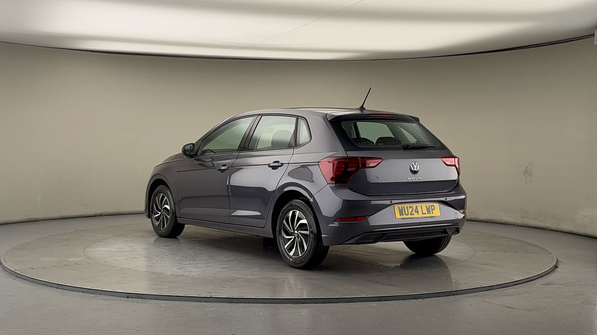 Used Volkswagen Polo 2024 for sale - 77201054: Photo 2