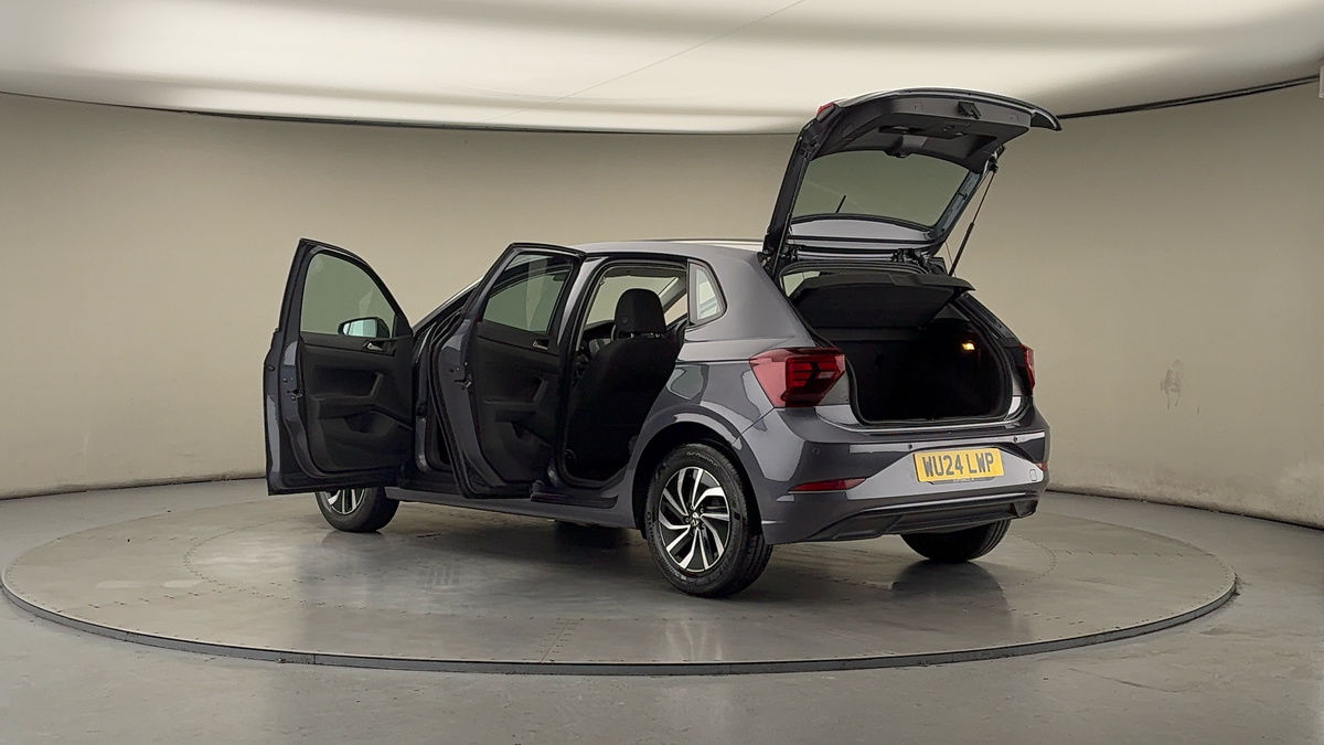Used Volkswagen Polo 2024 for sale - 77201054: Photo 43