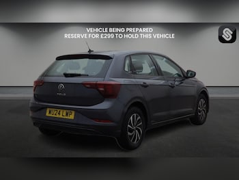 Used Volkswagen Polo 2024 for sale - 77201054: Photo