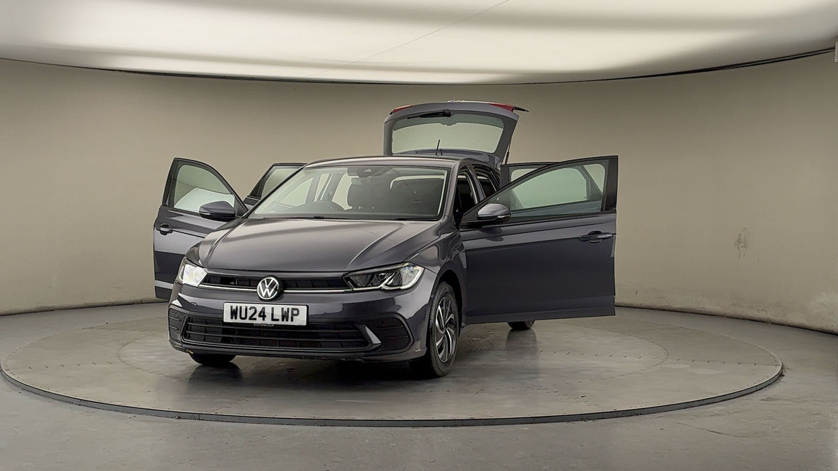 Used Volkswagen Polo 2024 for sale - 77201054: Photo 50