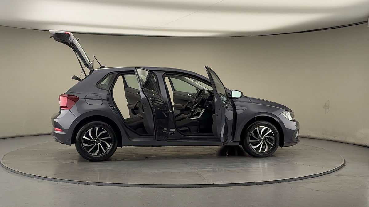 Used Volkswagen Polo 2024 for sale - 77201054: Photo 56