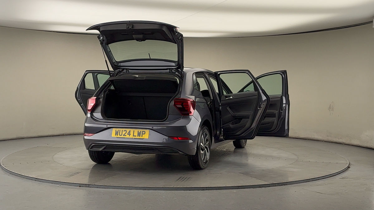 Used Volkswagen Polo 2024 for sale - 77201054: Photo 59