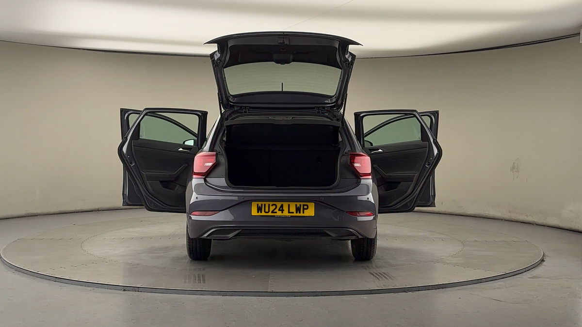 Used Volkswagen Polo 2024 for sale - 77201054: Photo 60