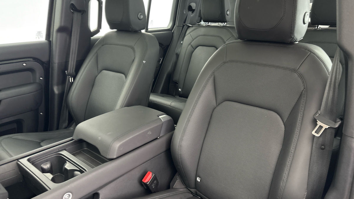 Used Land Rover Defender 2023 for sale - 77118324: Photo 13