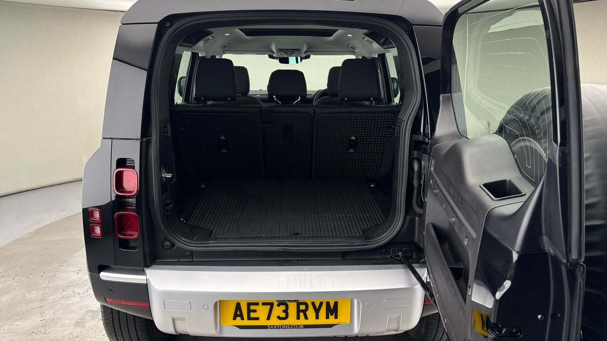 Used Land Rover Defender 2023 for sale - 77118324: Photo 21