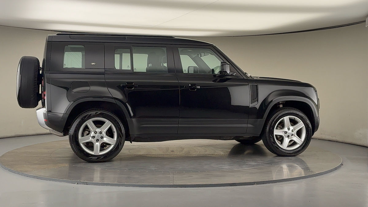 Used Land Rover Defender 2023 for sale - 77118324: Photo 74