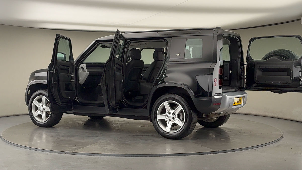 Used Land Rover Defender 2023 for sale - 77118324: Photo 90