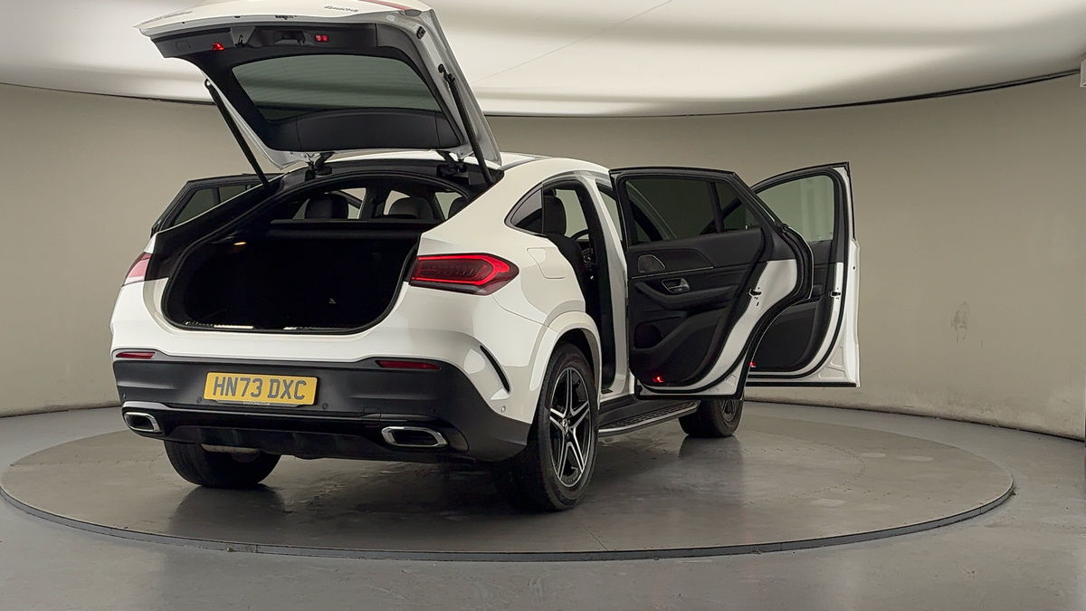 Used Mercedes-Benz GLE 2023 for sale - 76950918: Photo 60