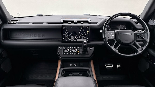 Used Land Rover Defender 130 2023 for sale - 76280764: Photo 12