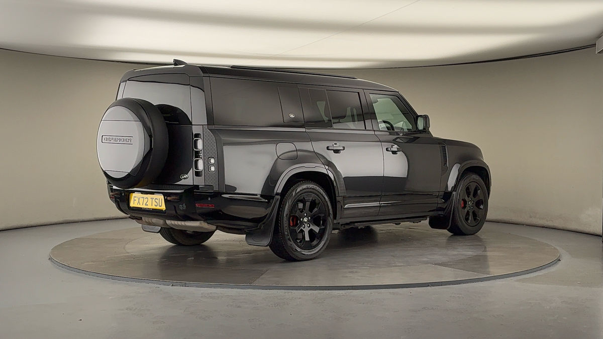 Used Land Rover Defender 130 2023 for sale - 76280764: Photo 21