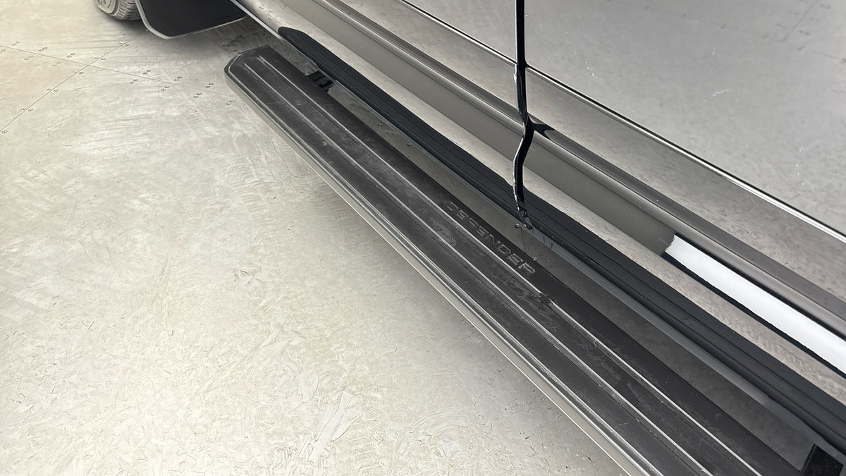 Used Land Rover Defender 130 2023 for sale - 76280764: Photo 27