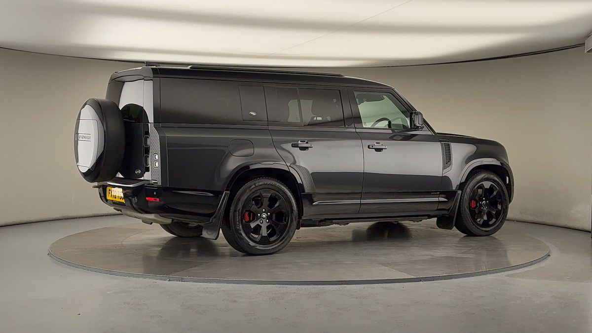 Used Land Rover Defender 130 2023 for sale - 76280764: Photo 42