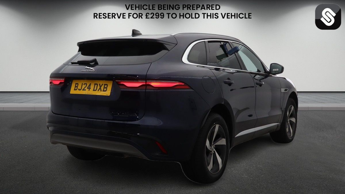 Used Jaguar F-Pace 2024 for sale - 77921032: Photo 4