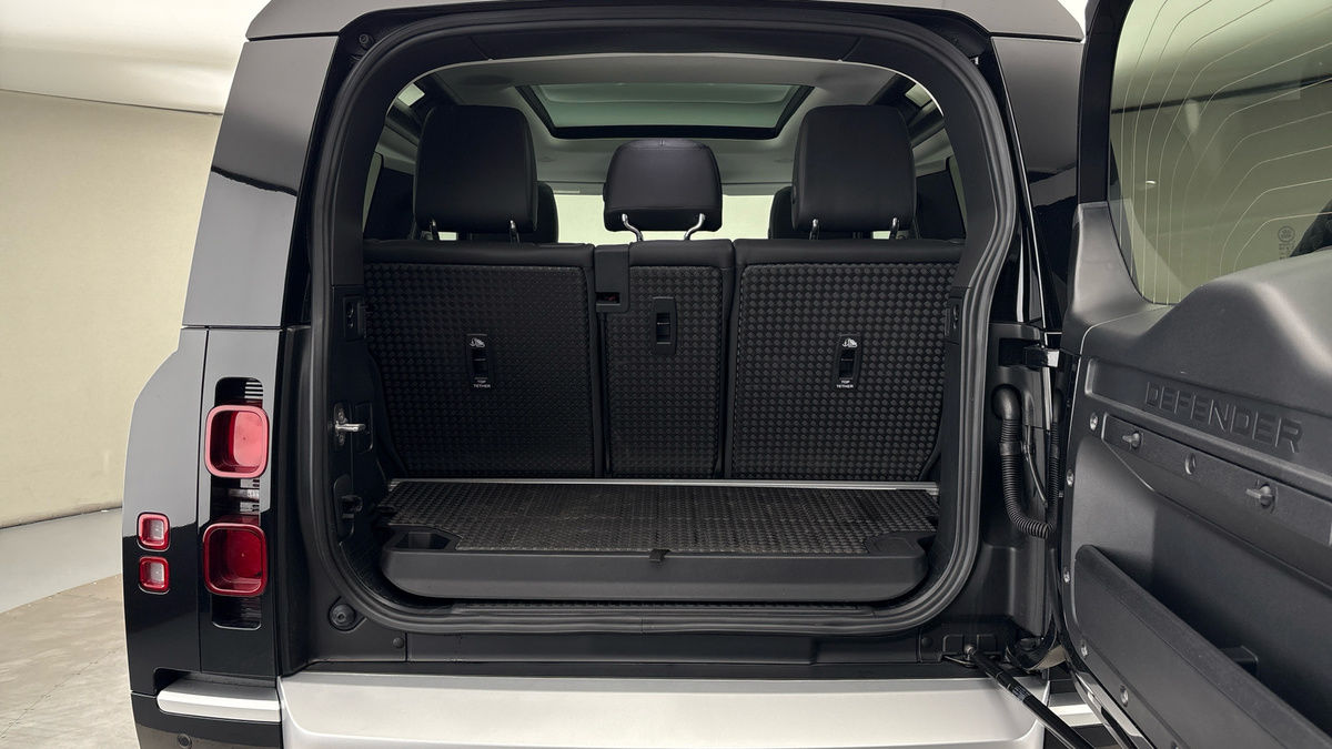 Used Land Rover Defender 2023 for sale - 76455042: Photo 22