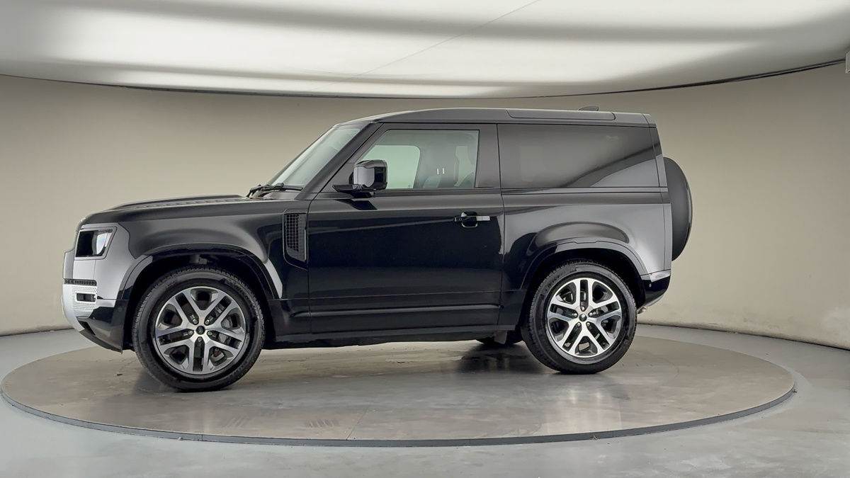 Used Land Rover Defender 2023 for sale - 76455042: Photo 57