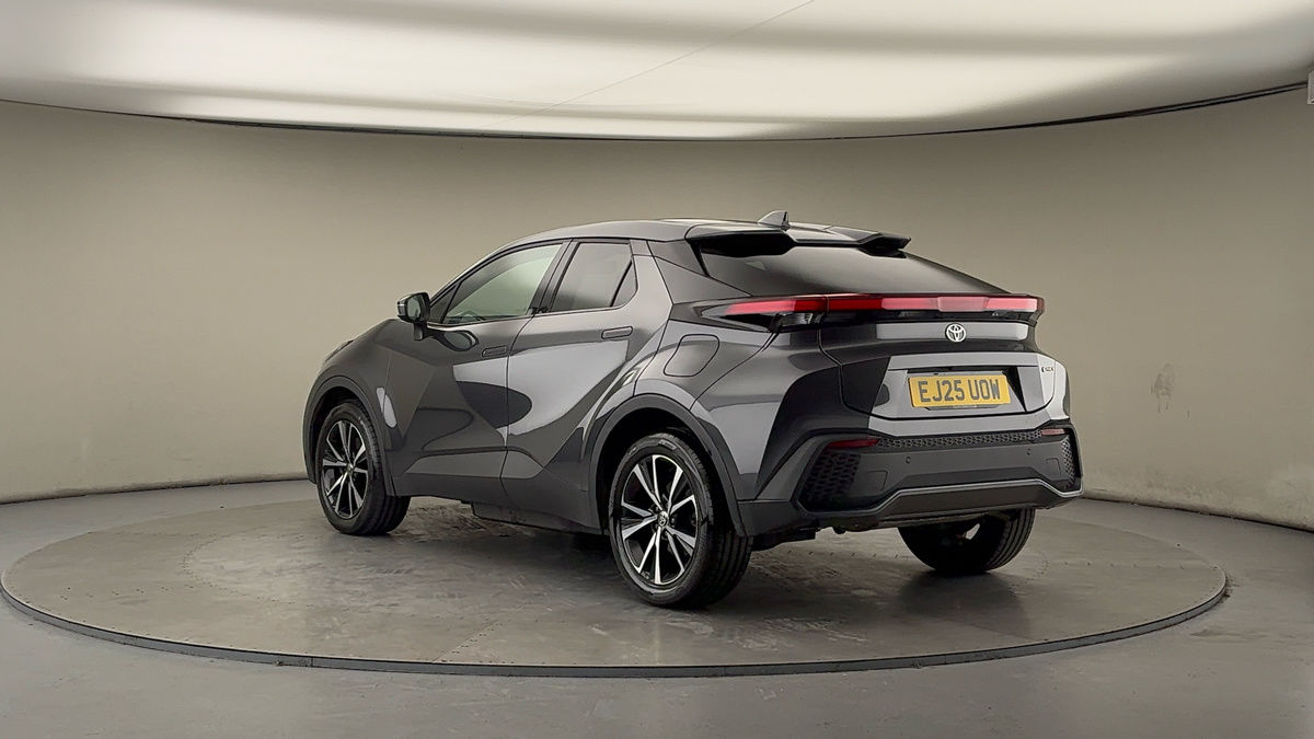 Used Toyota C-HR 2025 for sale - 77423144: Photo 2