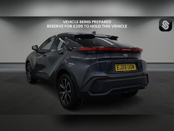 Used Toyota C-HR 2025 for sale - 77423144: Photo