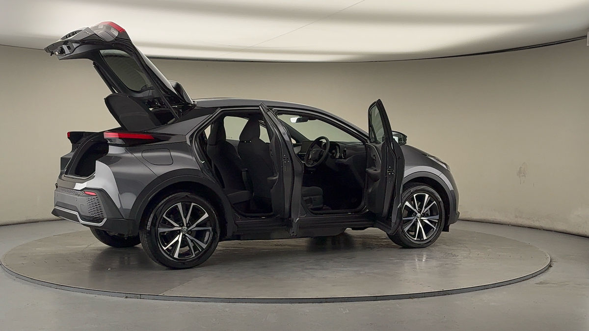 Used Toyota C-HR 2025 for sale - 77423144: Photo 57