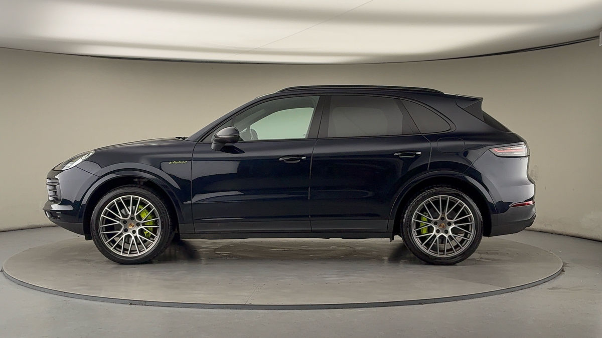 Used Porsche Cayenne 2022 for sale - 77342444: Photo 15