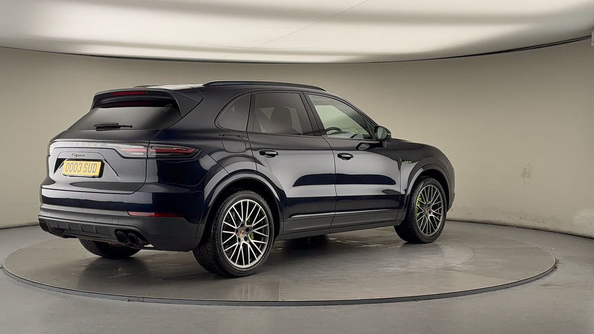 Used Porsche Cayenne 2022 for sale - 77342444: Photo 21