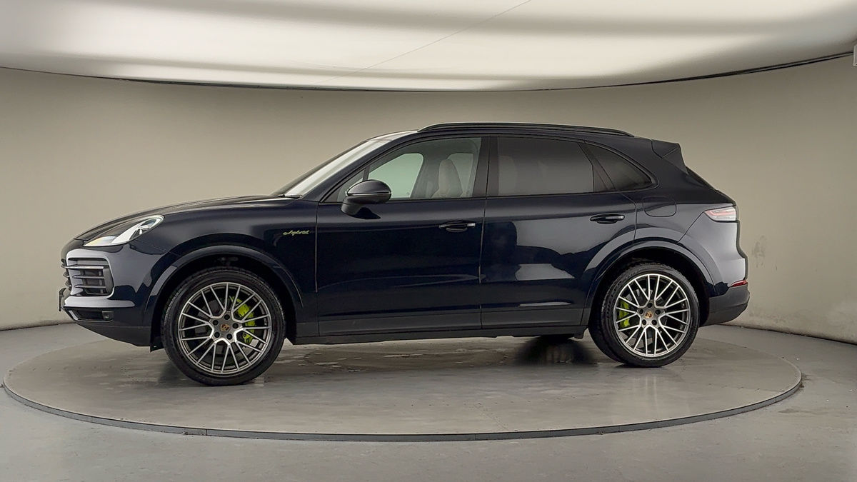 Used Porsche Cayenne 2022 for sale - 77342444: Photo 30