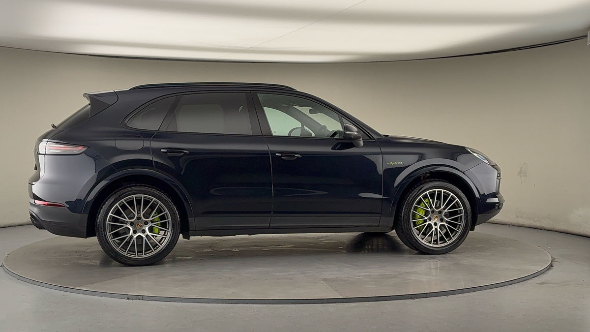 Used Porsche Cayenne 2022 for sale - 77342444: Photo 39
