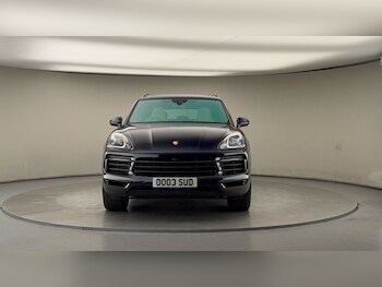 Used Porsche Cayenne 2022 for sale - 77342444: Photo