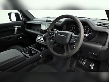 Used Land Rover Defender 110 2022 for sale - 75597792: Photo