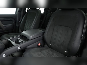 Used Land Rover Defender 110 2022 for sale - 75597792: Photo