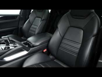 Used Porsche Cayenne 2021 for sale - 75222074: Photo