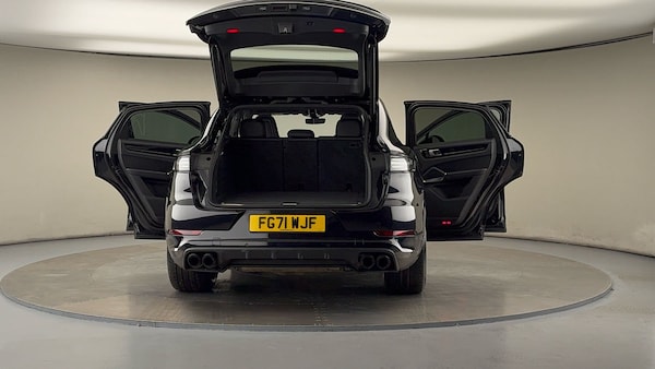 Used Porsche Cayenne 2021 for sale - 75222074: Photo 61