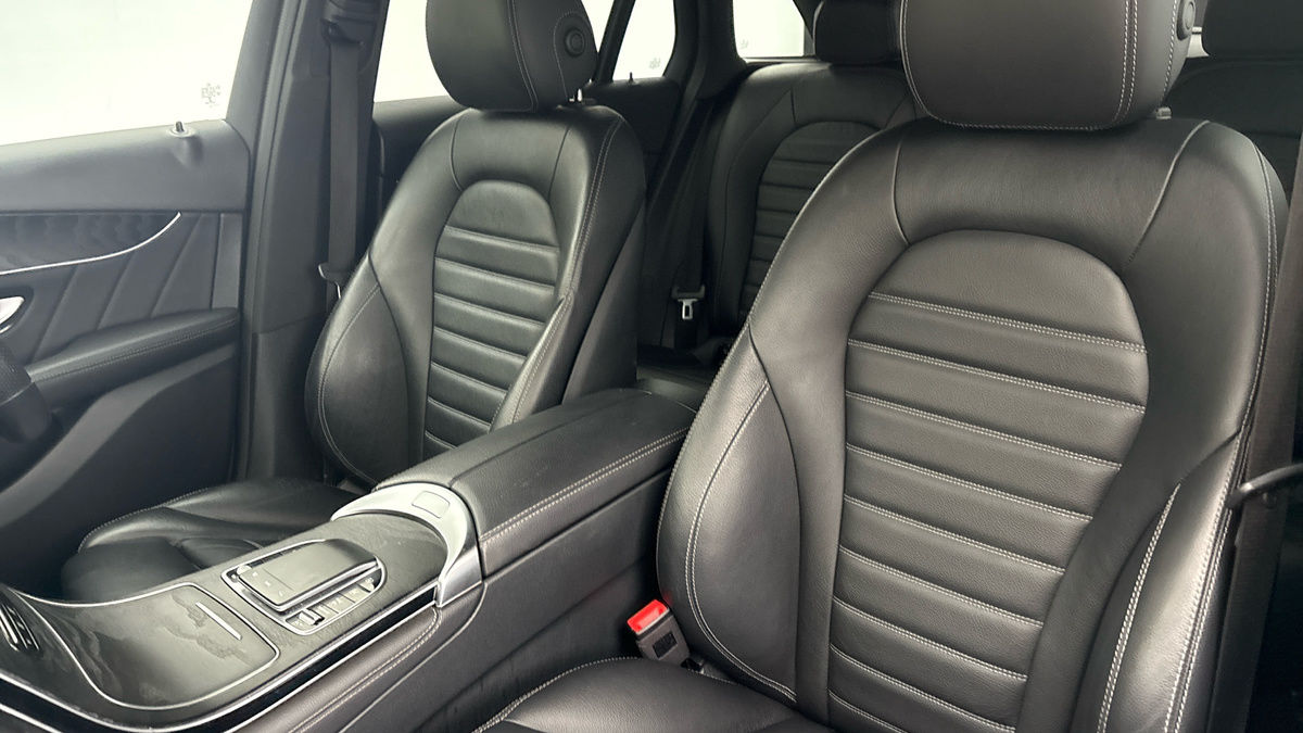 Used Mercedes-Benz GLC 2020 for sale - 76387106: Photo 7