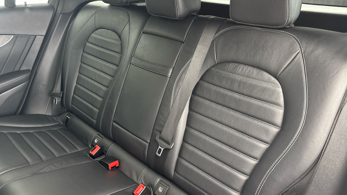 Used Mercedes-Benz GLC 2020 for sale - 76387106: Photo 8