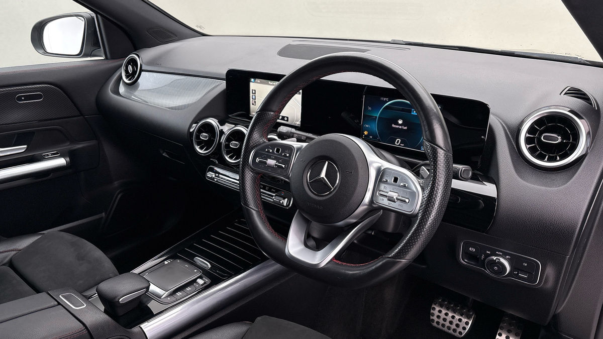 Used Mercedes-Benz GLA 2021 for sale - 76497105: Photo 14