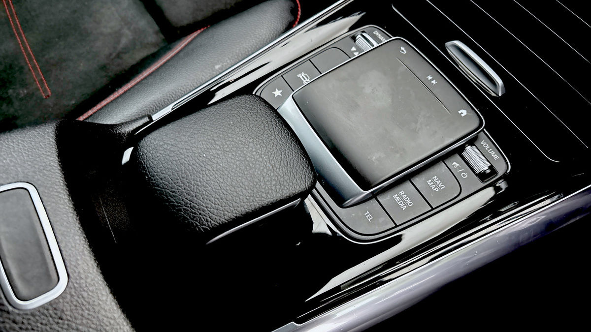 Used Mercedes-Benz GLA 2021 for sale - 76497105: Photo 21