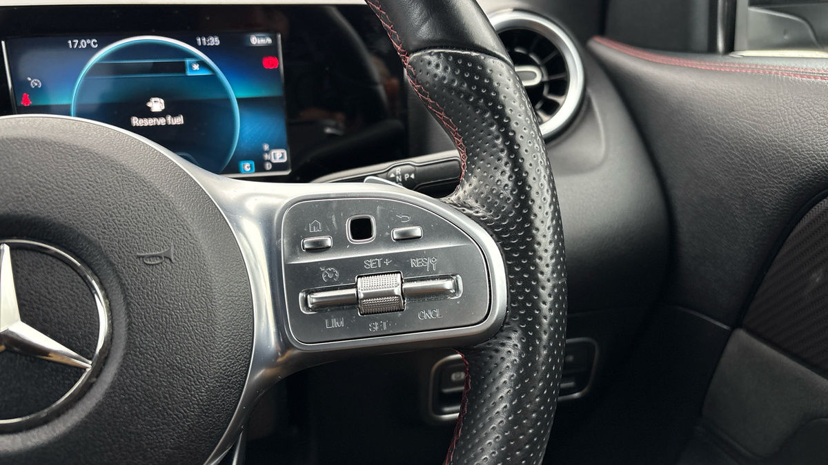 Used Mercedes-Benz GLA 2021 for sale - 76497105: Photo 26