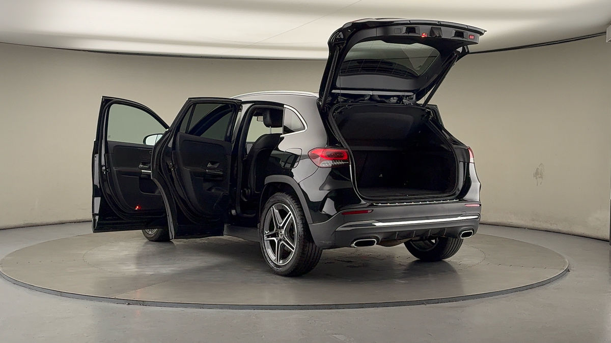 Used Mercedes-Benz GLA 2021 for sale - 76497105: Photo 35