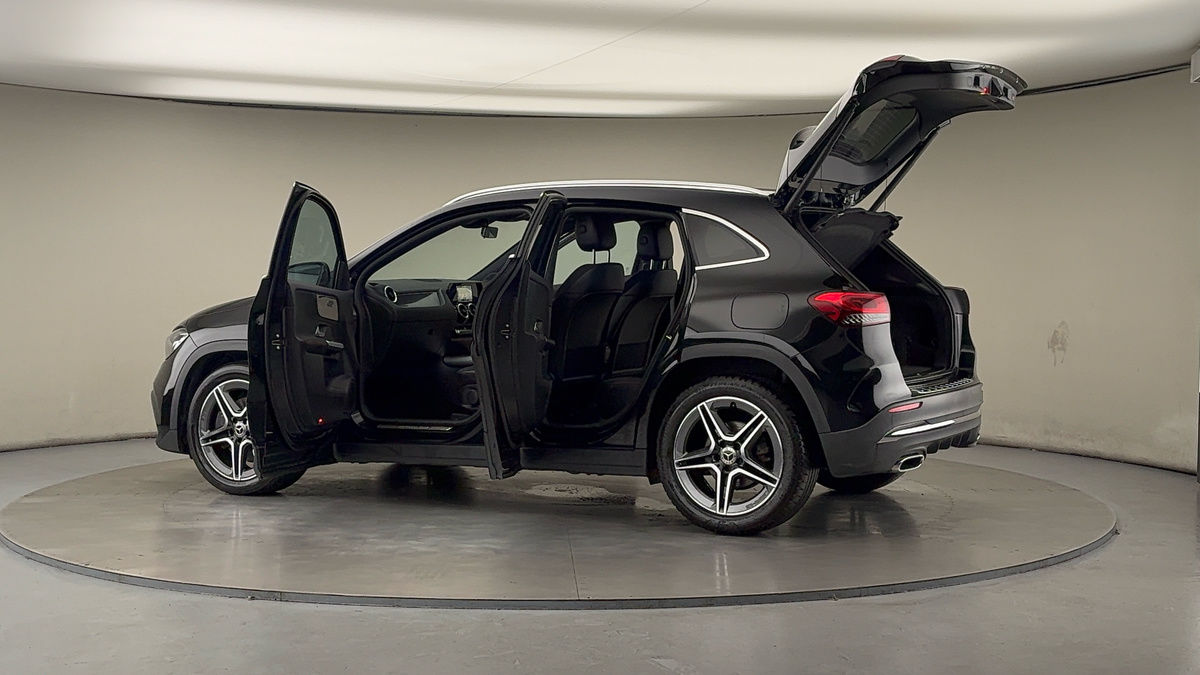 Used Mercedes-Benz GLA 2021 for sale - 76497105: Photo 57