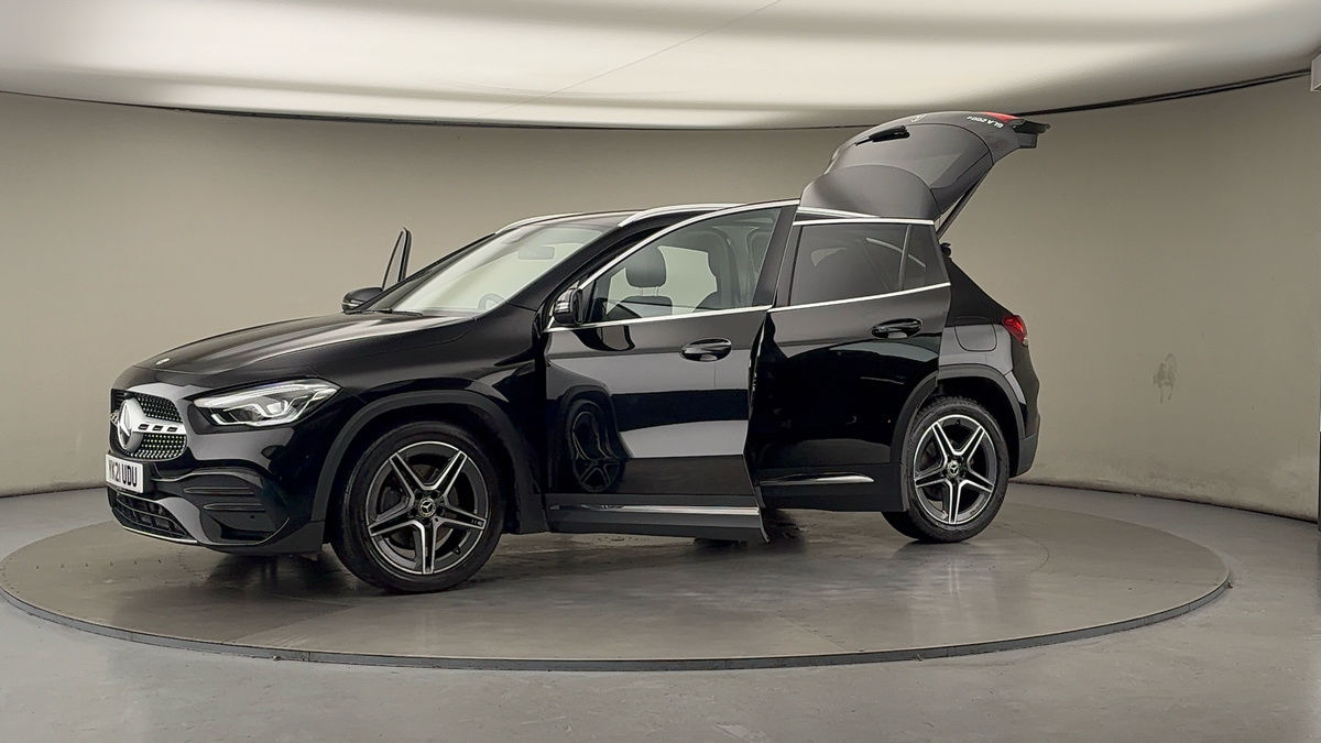 Used Mercedes-Benz GLA 2021 for sale - 76497105: Photo 60