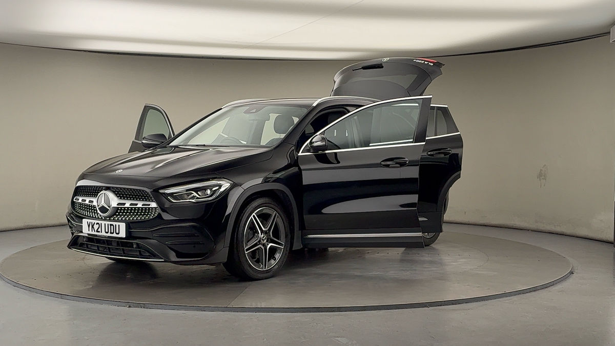 Used Mercedes-Benz GLA 2021 for sale - 76497105: Photo 61