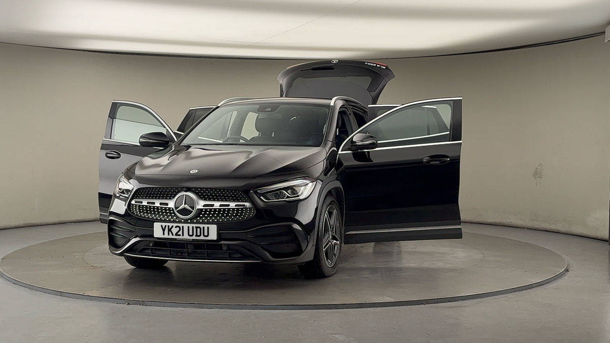 Used Mercedes-Benz GLA 2021 for sale - 76497105: Photo 62